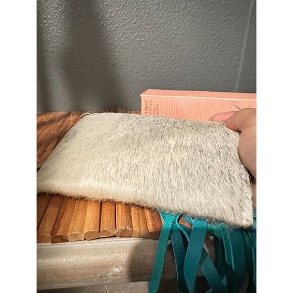 NWOT Western Style Cow Hyde Clutch - Picture 4 of 11